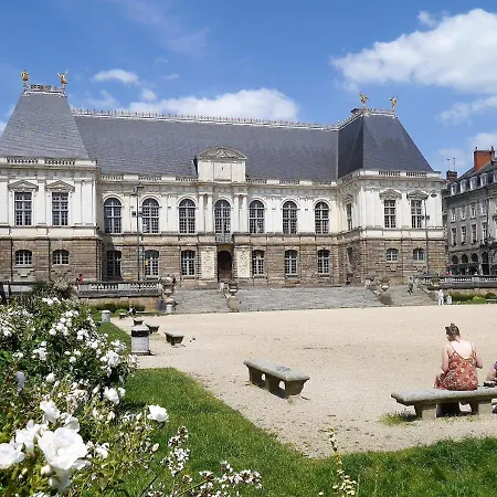 L'horloge Au Coeur De ! Apartment *